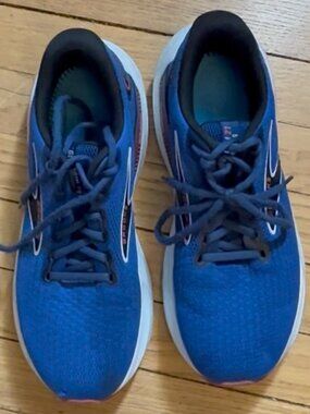 Brooks Glycerin GTS running shoes, Women's 10.5 Medium